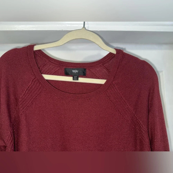 Mossimo Womens Long Sleeve Sweater, Marooon - Picture 2 of 10